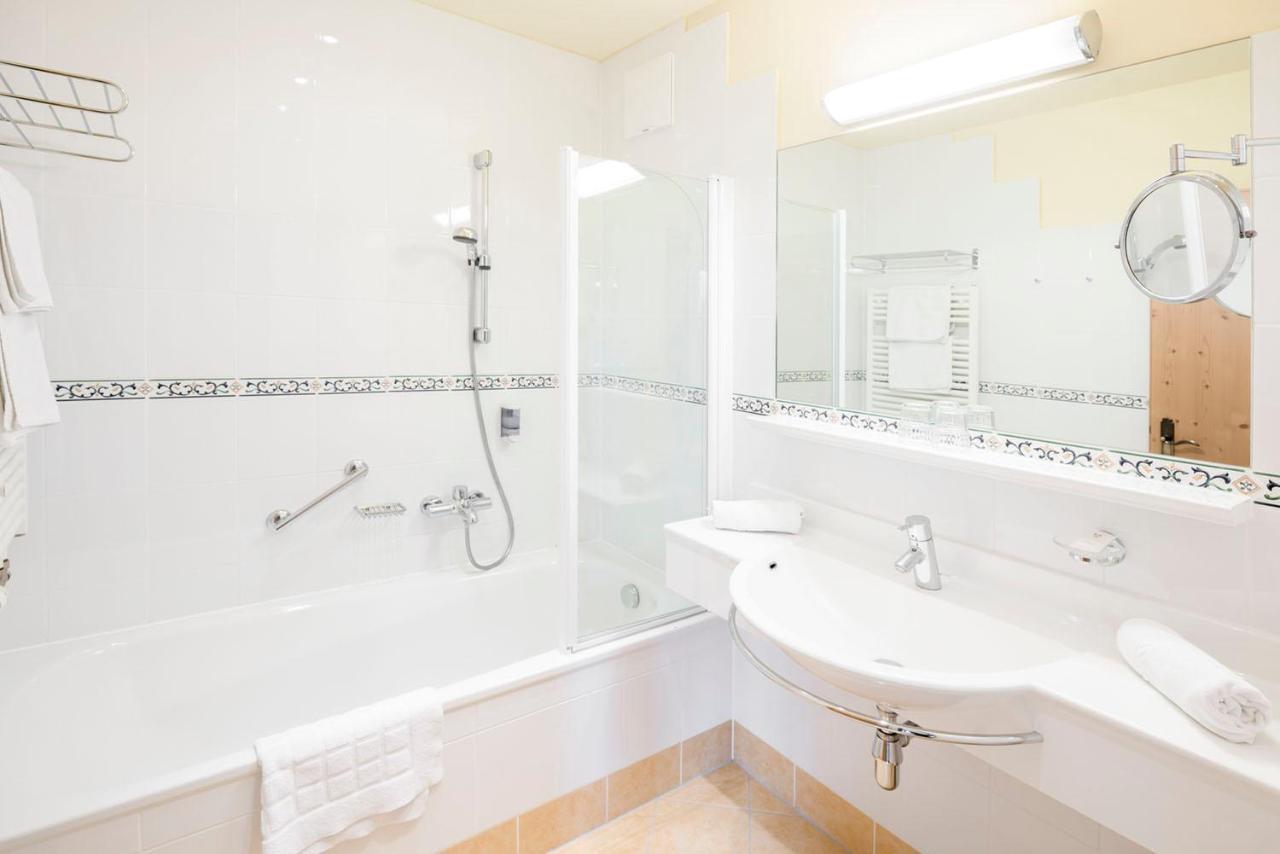 Hotel Garni Haus Sonnleitn - Adults Only Fuschl am See Esterno foto