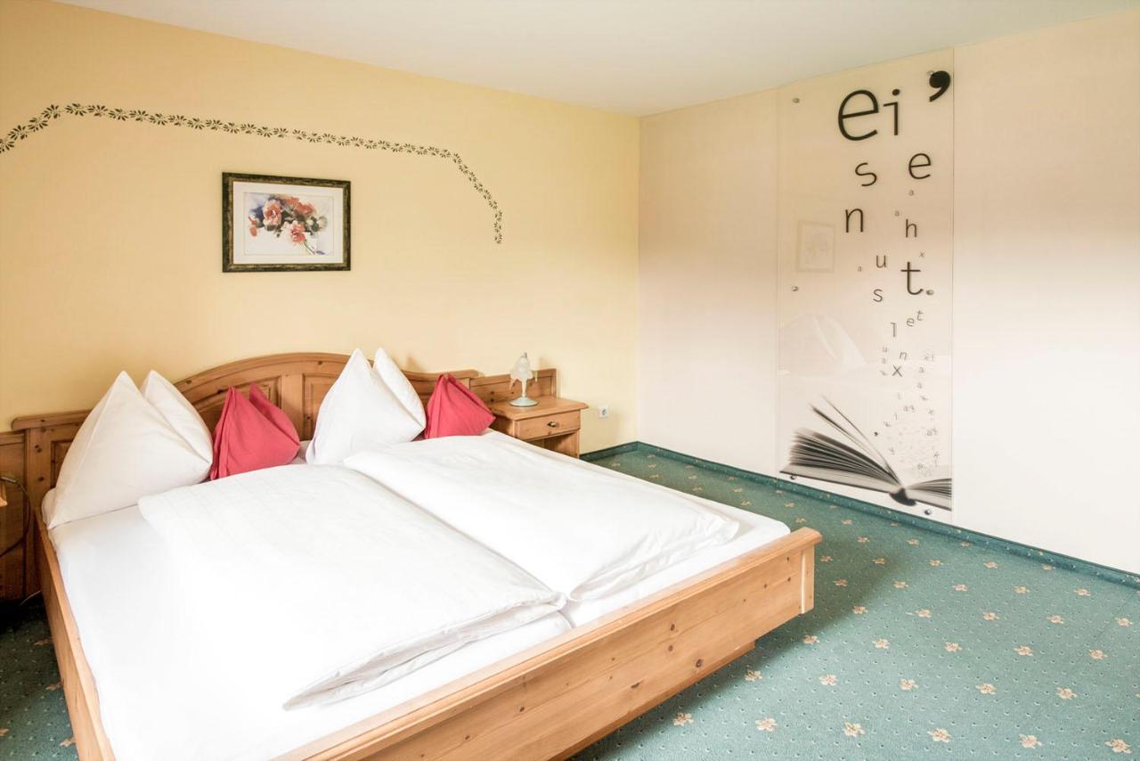 Hotel Garni Haus Sonnleitn - Adults Only Fuschl am See Esterno foto